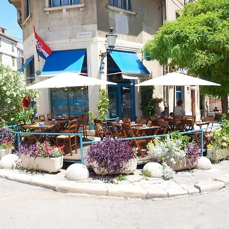 Apartment Apartman Branka